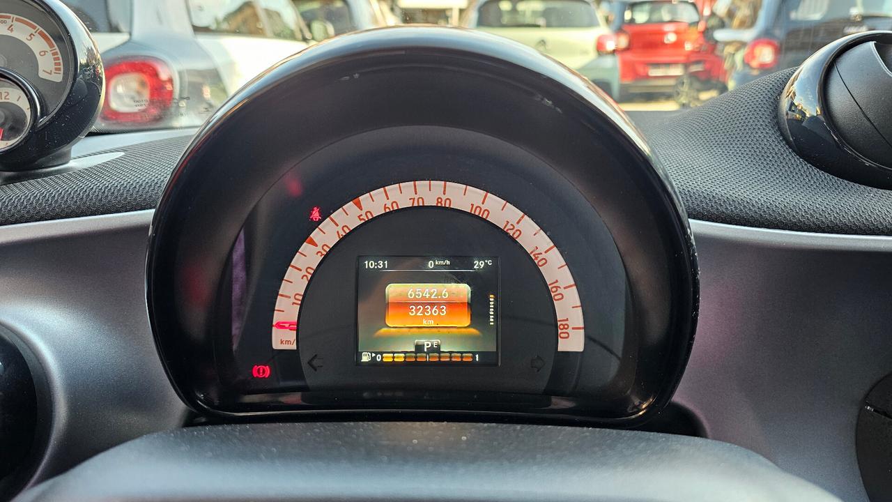 Smart Forfour 70 1.0 twinamic Passion PACK SPORT NAV ANDROID CARVERTICAL OK
