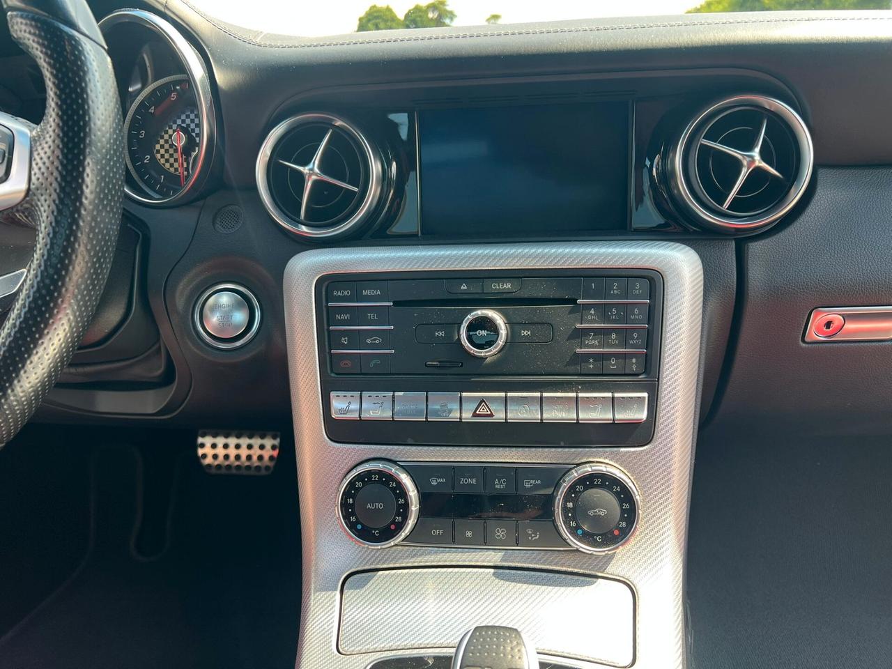 Mercedes-benz SLC 300 AMG line