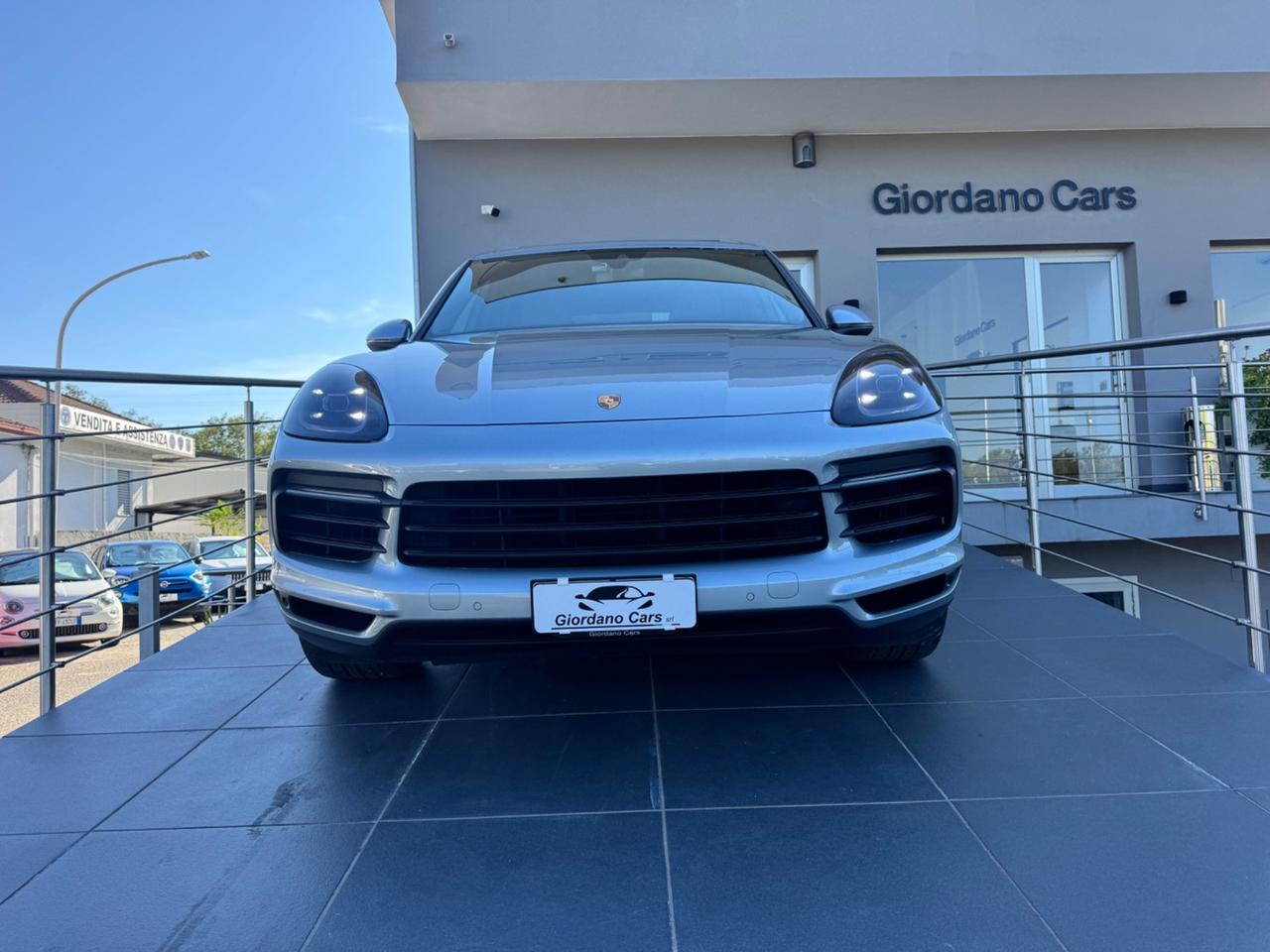Porsche Cayenne 3.0 V6 E-Hybrid open edition uni pro italia