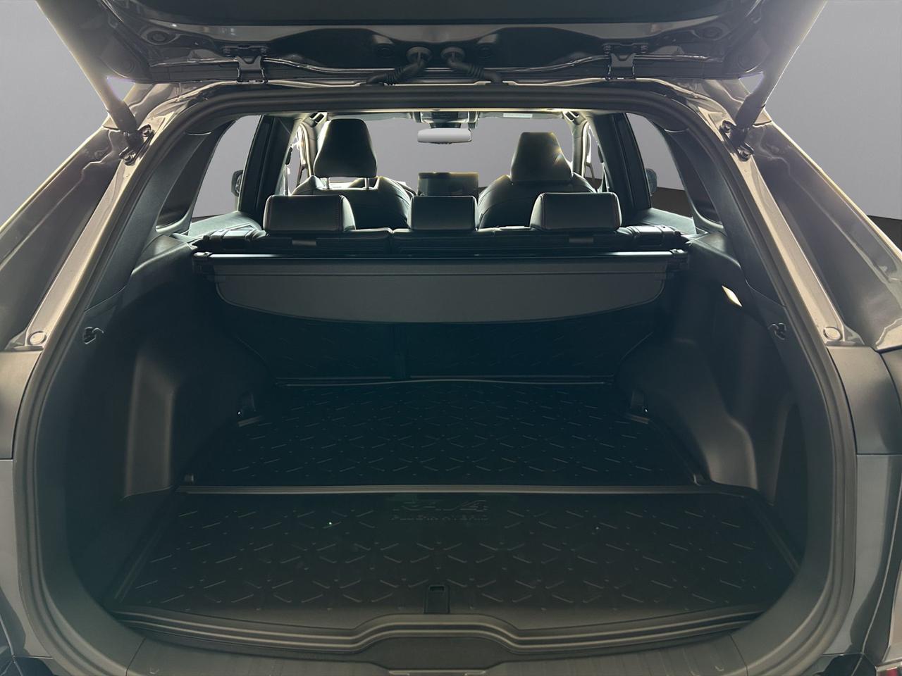 Toyota 2.5 PHEV MORE DYNAMIC AWD