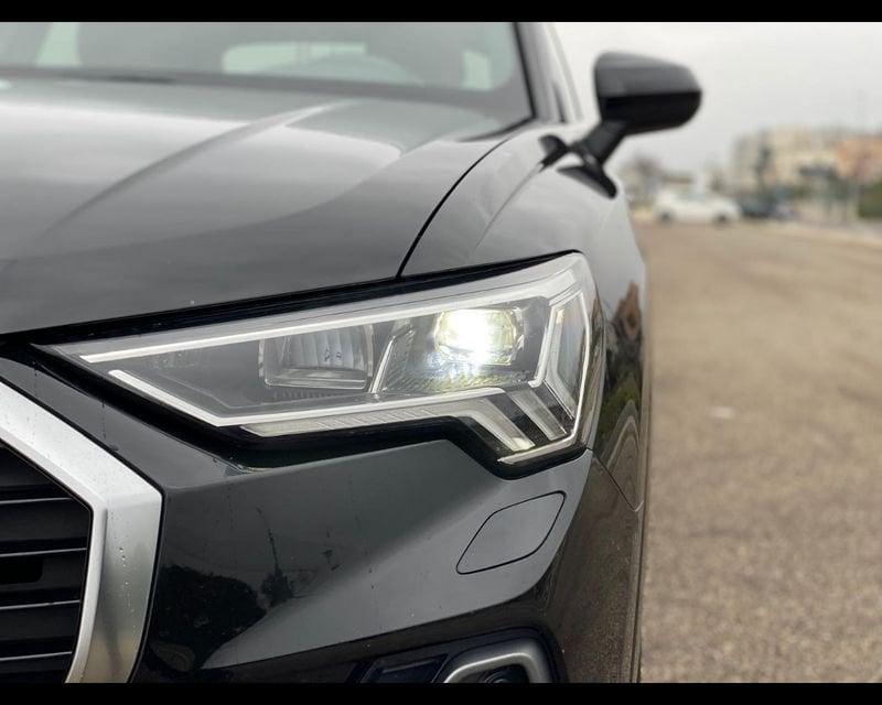 Audi Q3 II 2018 35 2.0 tdi S line edition s-tronic