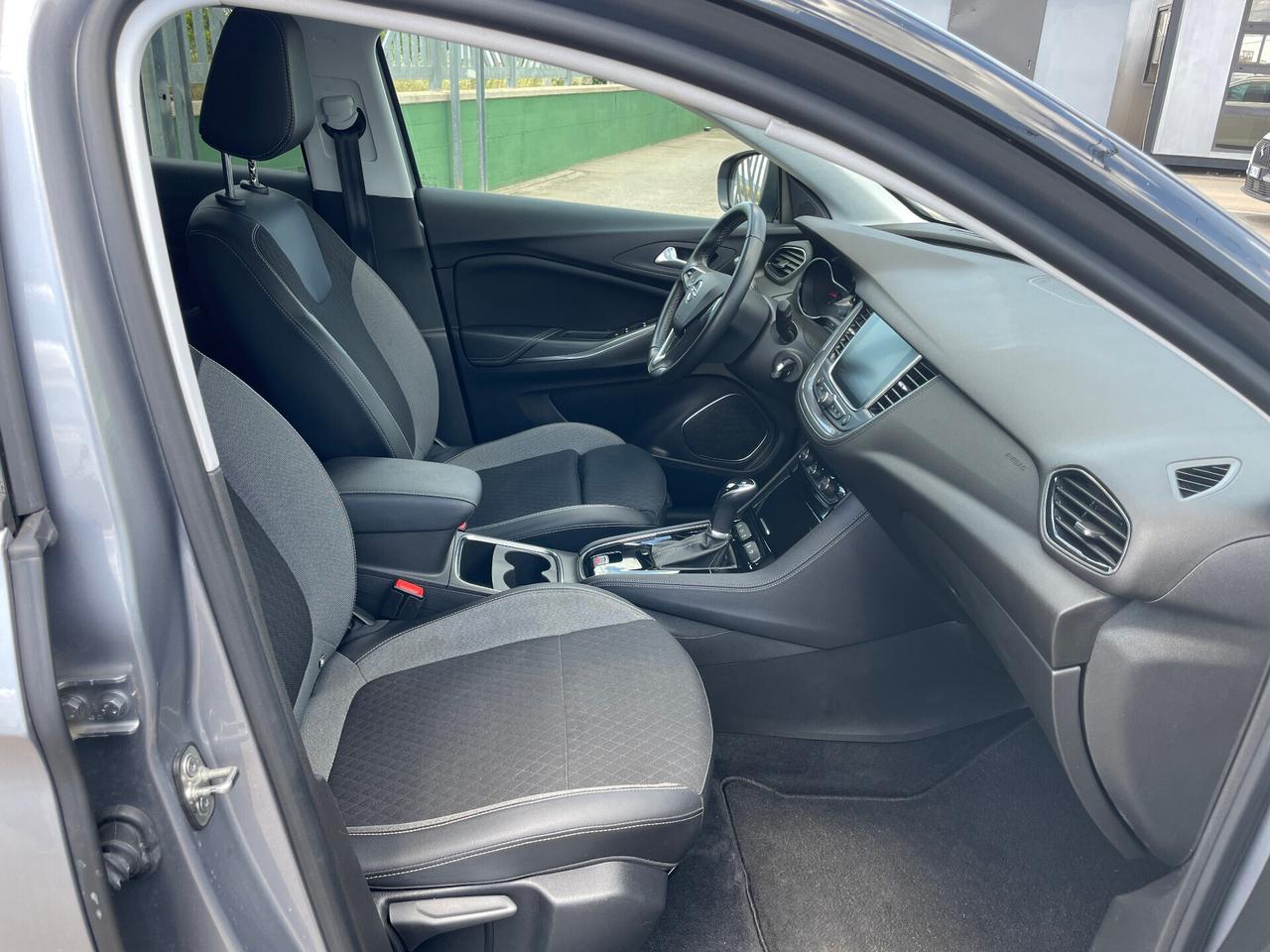 Opel Grandland X 1.5 diesel Ecotec 130CV aut. Elegance