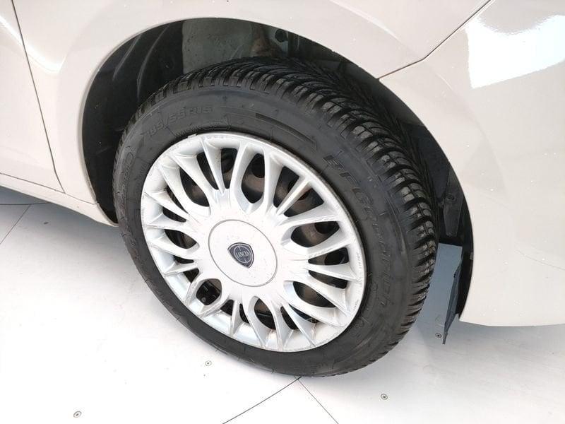 Lancia Ypsilon Ypsilon 1.2 69 CV 5 porte Gold