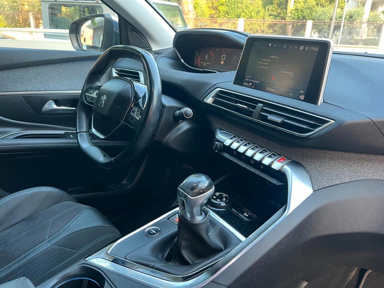 PEUGEOT 3008 BlueHDi 130 S&S CROSSWAY NEO PATENTATI