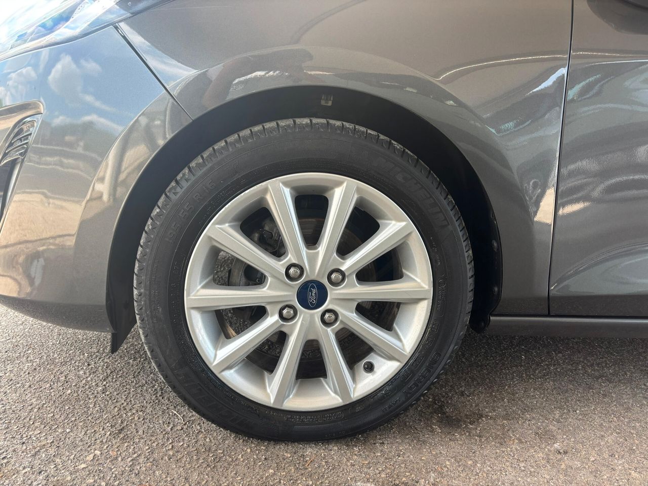 Ford Fiesta 2018 photo 3