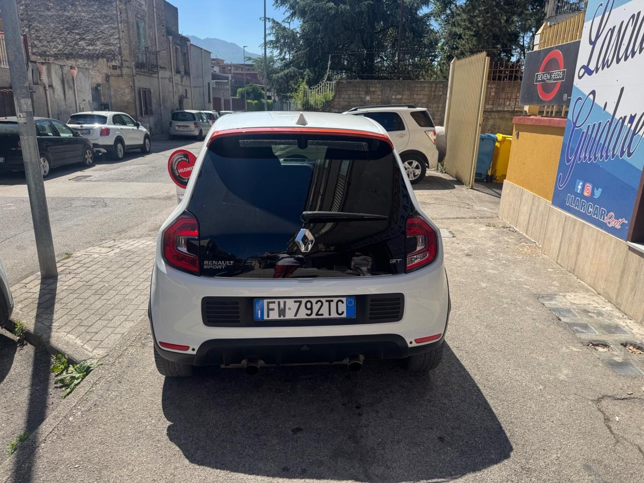 Renault Twingo TCe 110 CV EDC GT