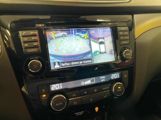 NISSAN Qashqai 1.6 dCi X-Tronic 2WD*AUTOMATICA/NAVI/TELC/PDC*