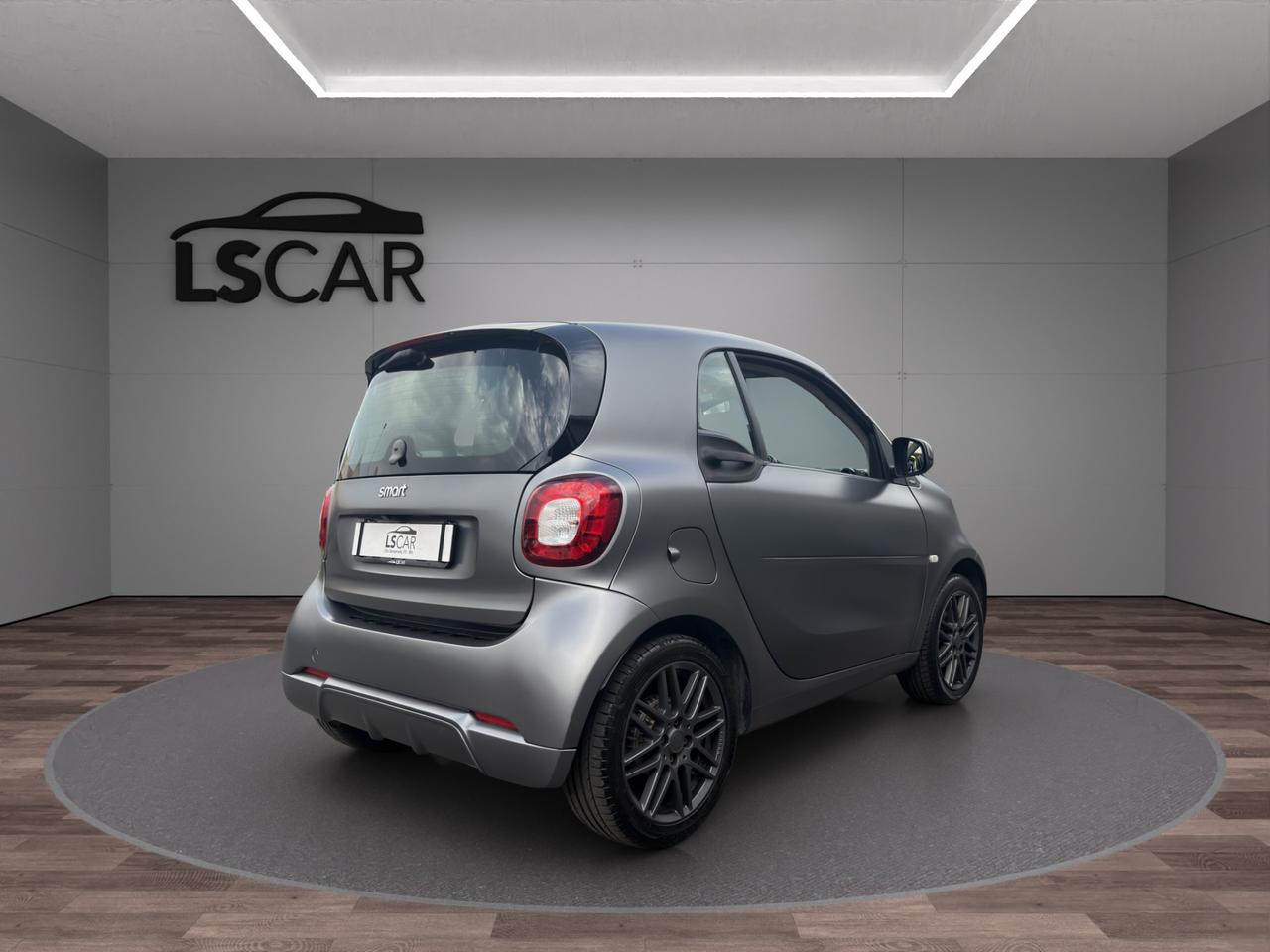 smart forTwo Allestimento BRABUS - Unipro - Promo Finanziamento - Tetto panoramico - LED - Schermo