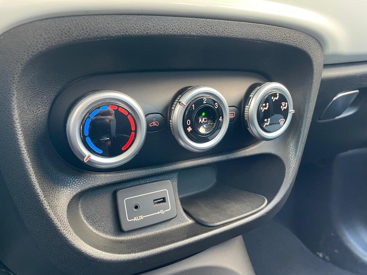 Fiat 500L 1.6 Multijet 120 CV N1 AUTOCARRO CON POSTI