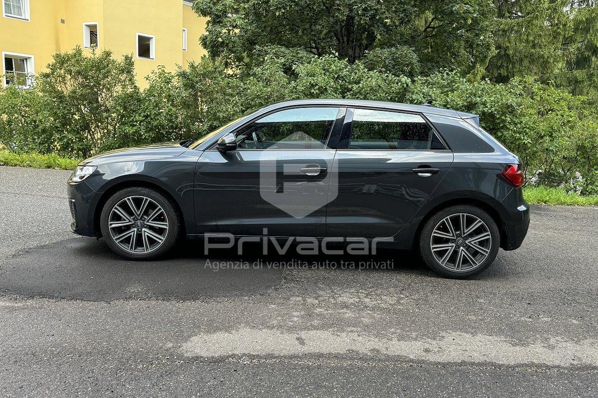 AUDI A1 citycarver 30 TFSI Identity Contrast