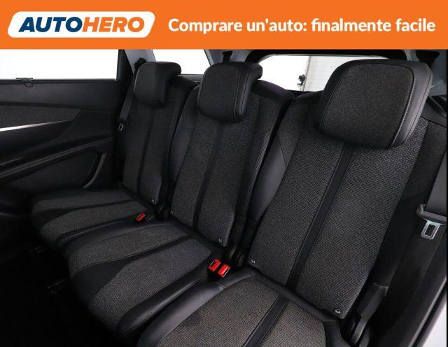 PEUGEOT 5008 BlueHDi 130 S&S EAT8 Allure