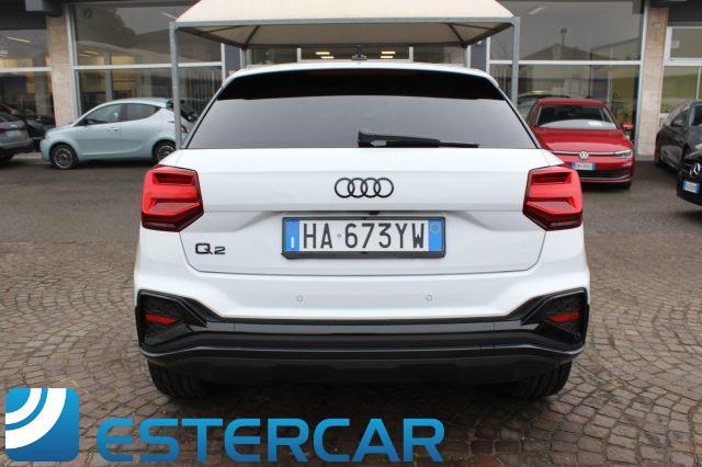 AUDI Q2 30 TDI Identity Black S LINE
