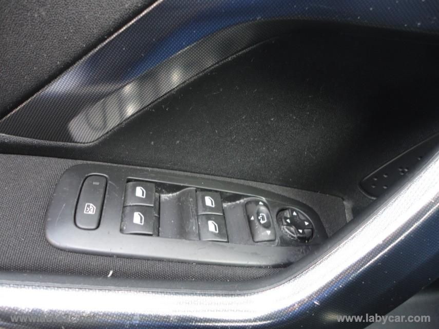 PEUGEOT 2008 1.6 e-HDi 92 CV S&S Urban Cross