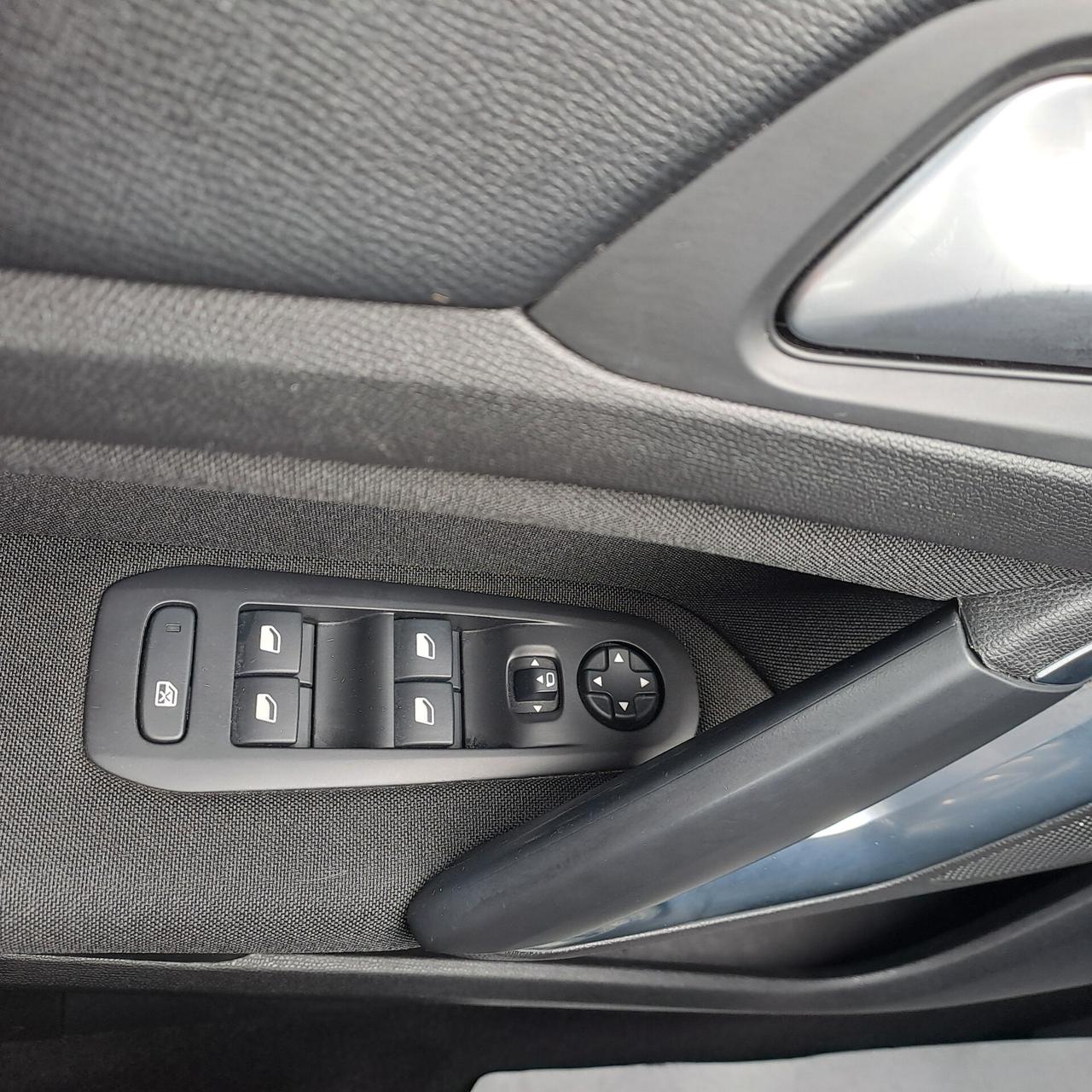 Peugeot 308 1.5 Bluehdi 130 Cv Eat8 Business