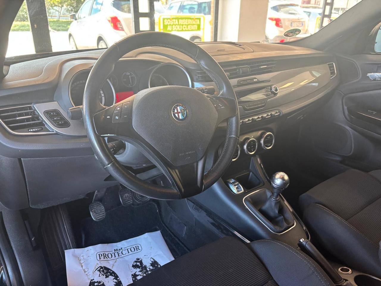 ALFA ROMEO GIULIETTA ANNO 2011 DS 2.0 ADATTA NEOPATENTATI KM 185 MILA