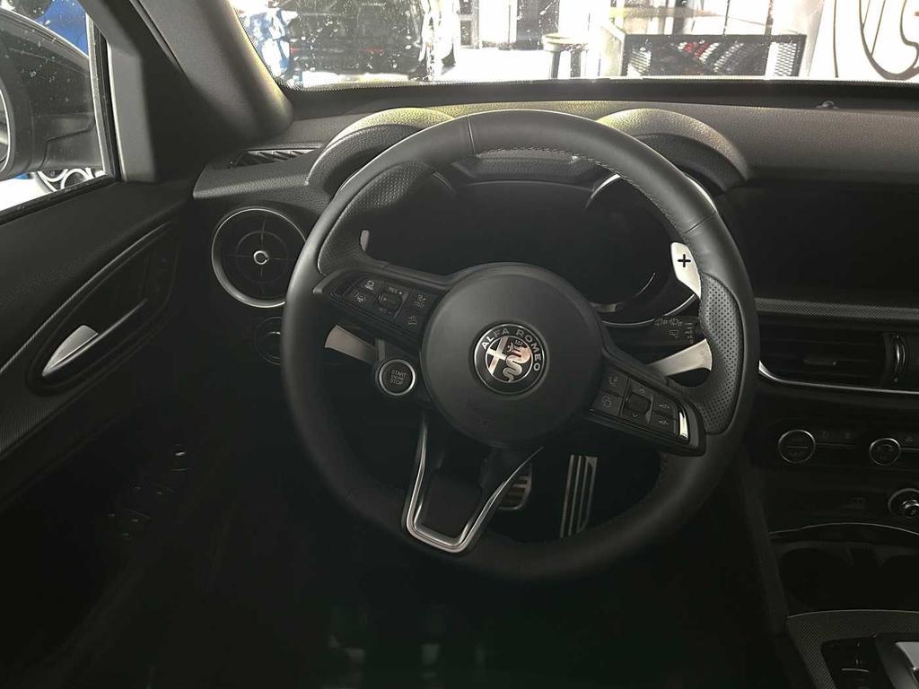 Alfa Romeo Stelvio 2.2 t Sprint Q4 210cv auto