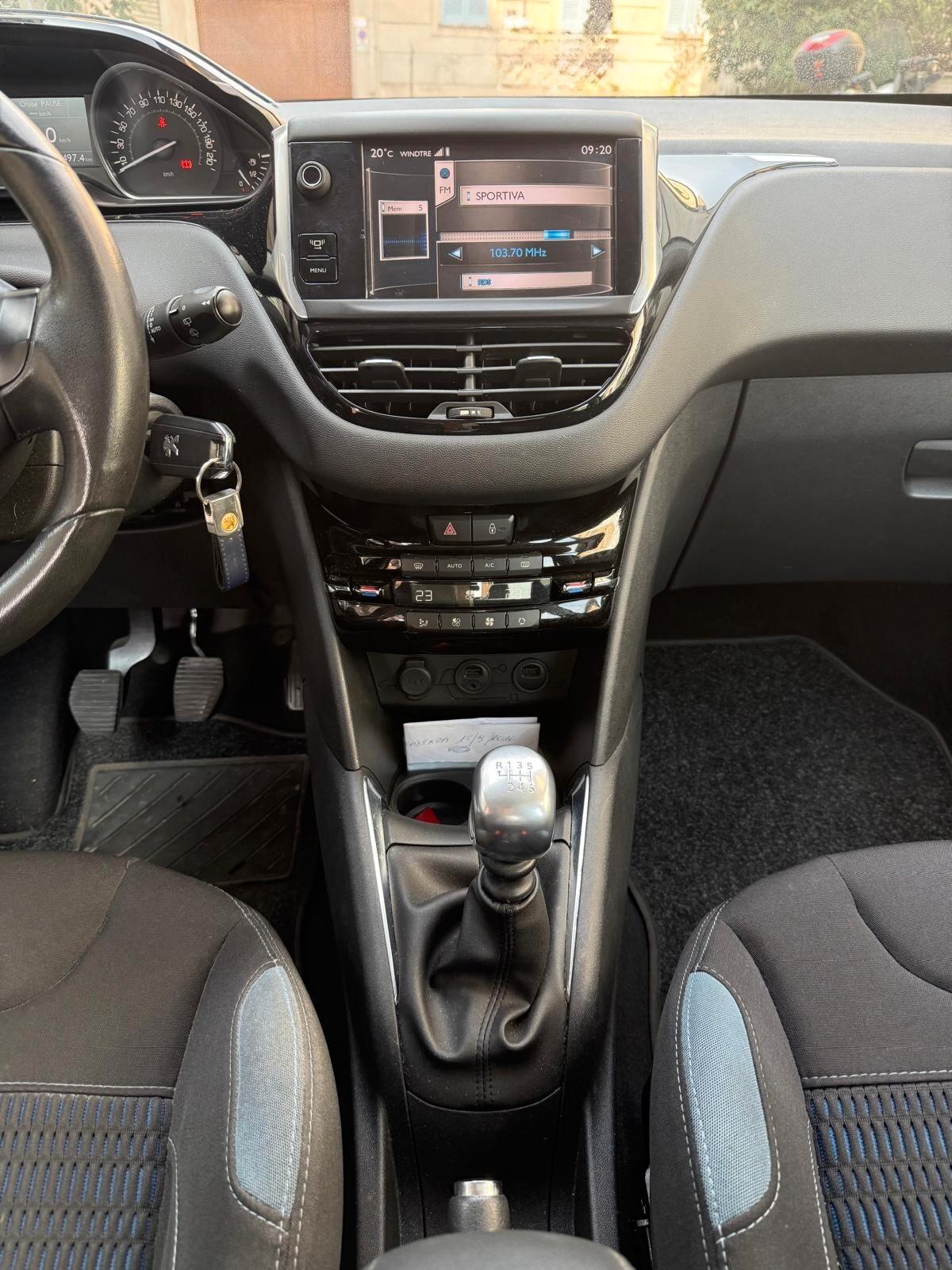 Peugeot 208 1.6 e-HDi 115 CV Stop&Start 5 porte Allure GRANDINATA