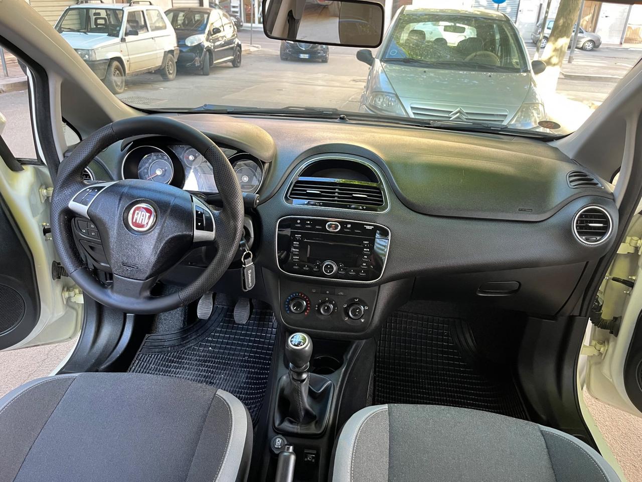 Fiat Punto 1.2 8V 5 porte Street
