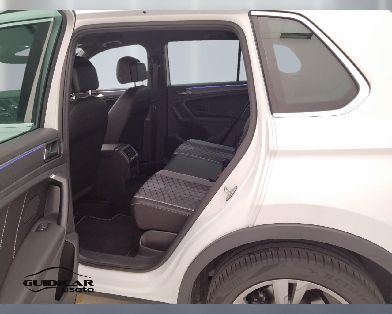 VOLKSWAGEN Tiguan II 2021 - Tiguan 2.0 tdi R-Line 4motion 150cv dsg