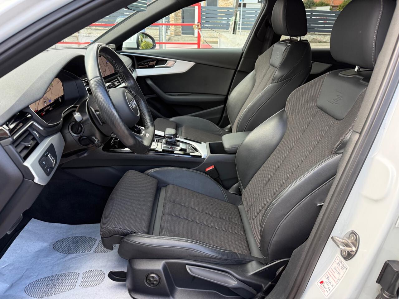 Audi A4 Avant 40 TDI quattro S tronic line edition