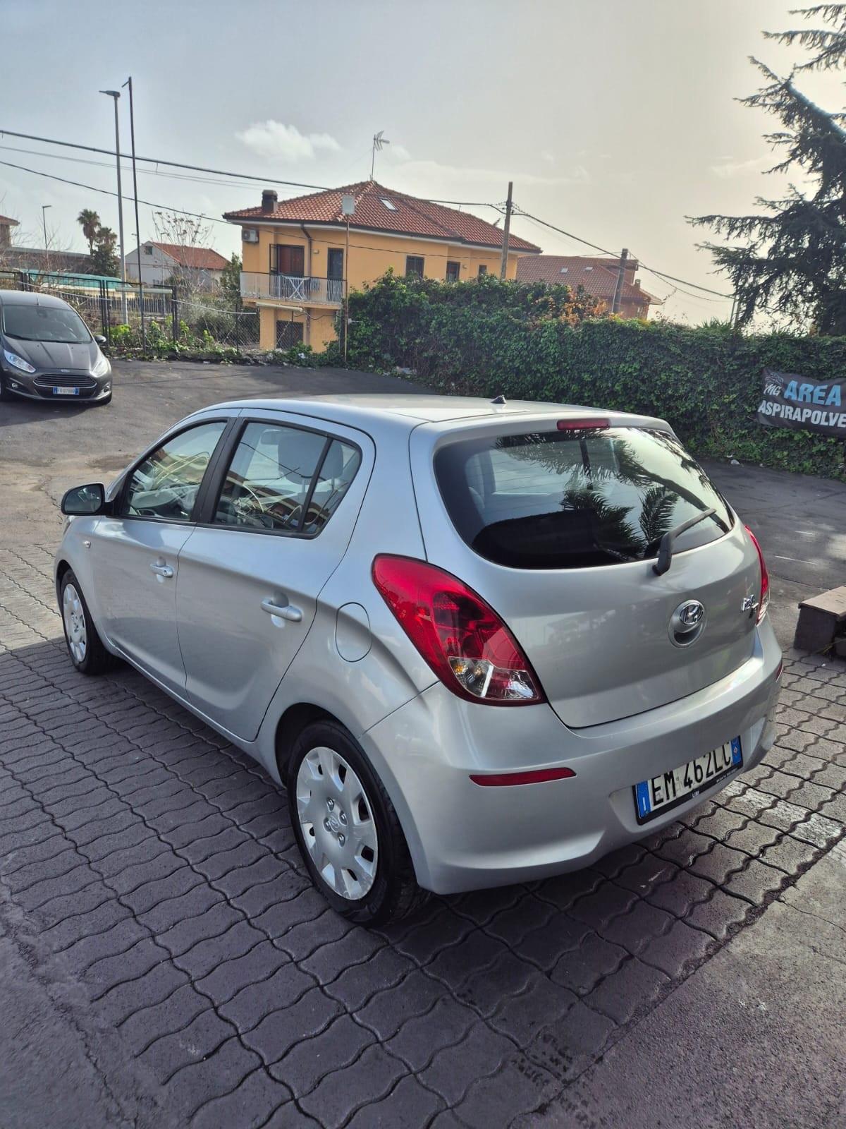 Hyundai i20 1.2 5p. BlueDrive GPL Sound Edition