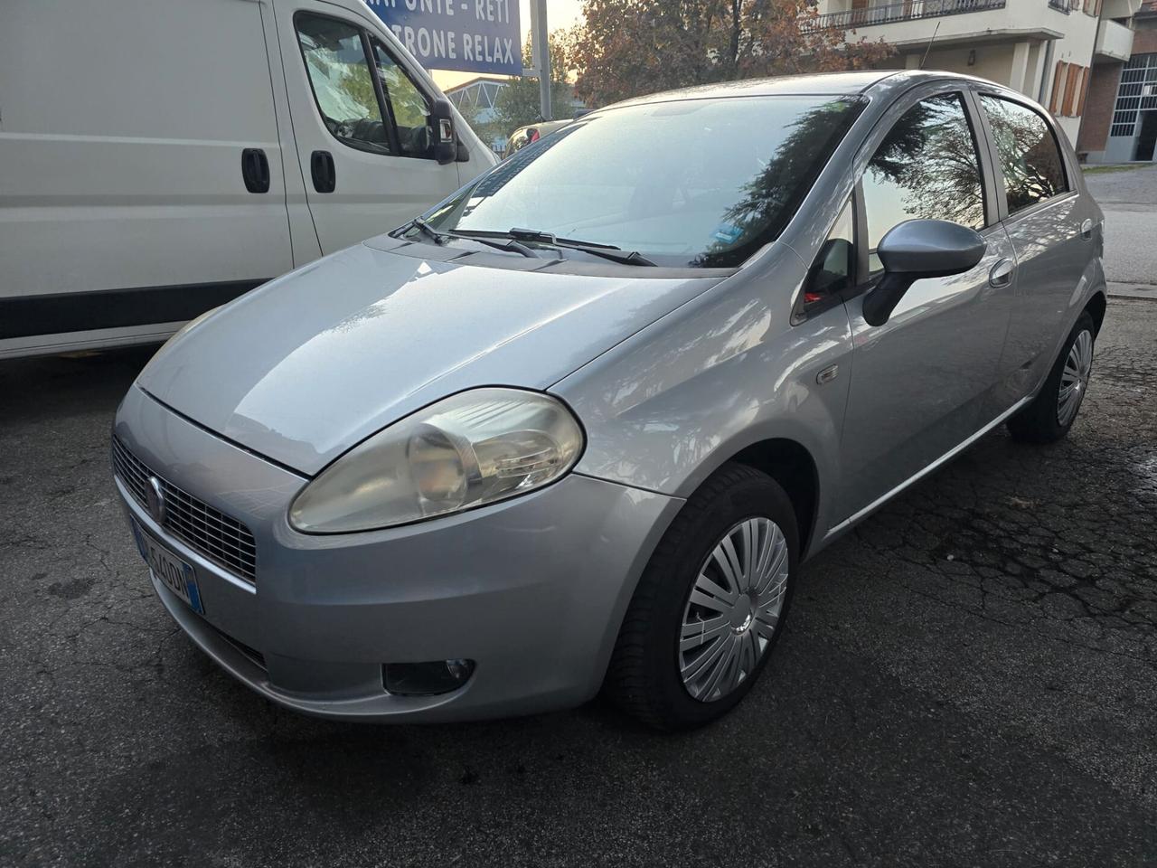 Fiat Grande Punto 1.4 5 porte Actual rate da 99,00