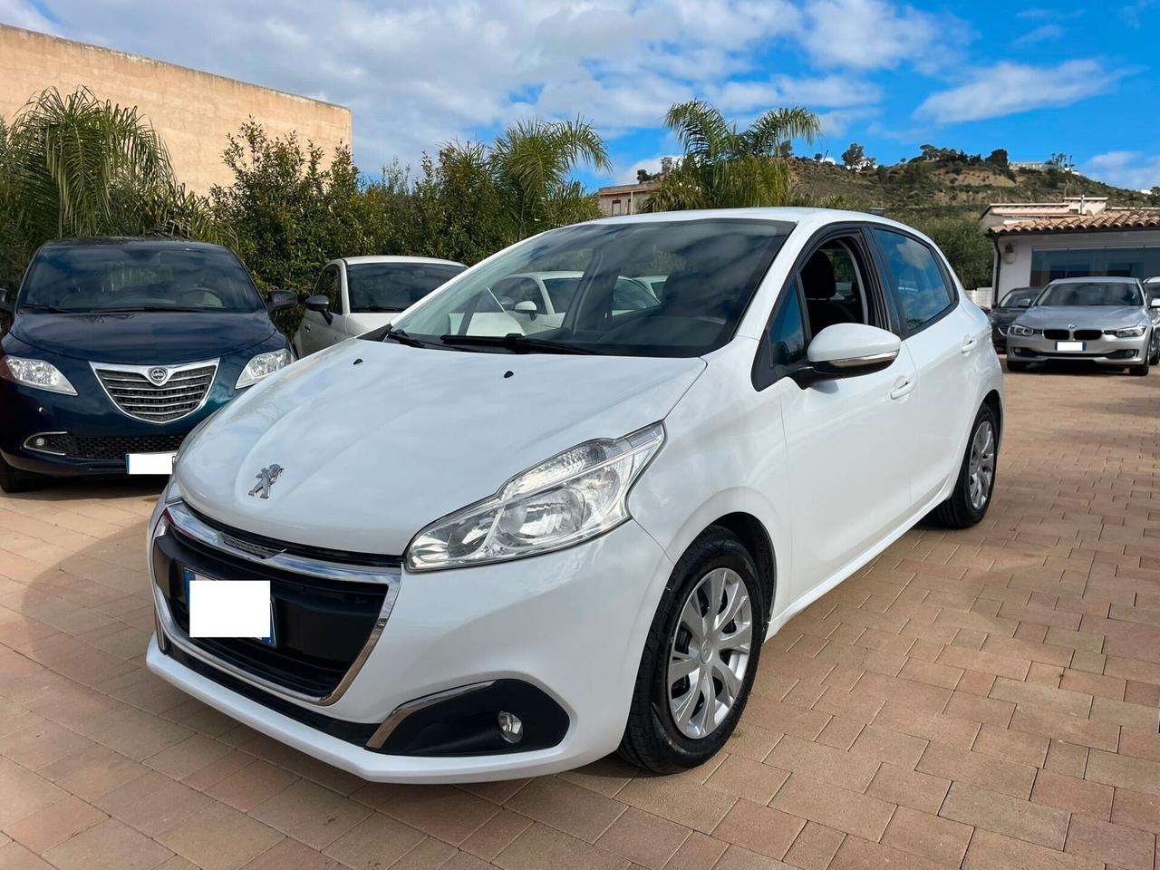 Peugeot 208 "Finanziabile Senza Busta Paga"