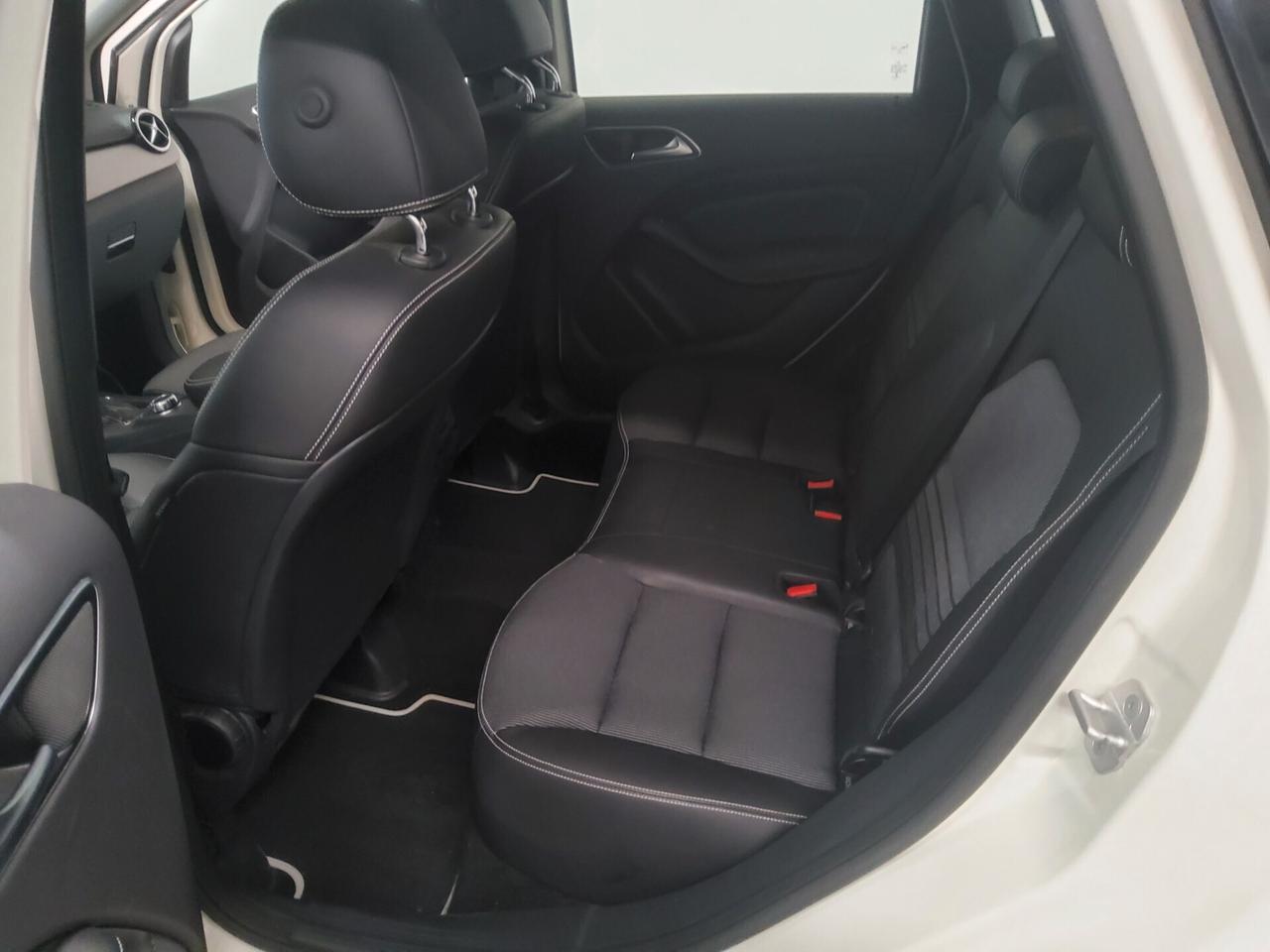 Mercedes-benz B 180 Premium