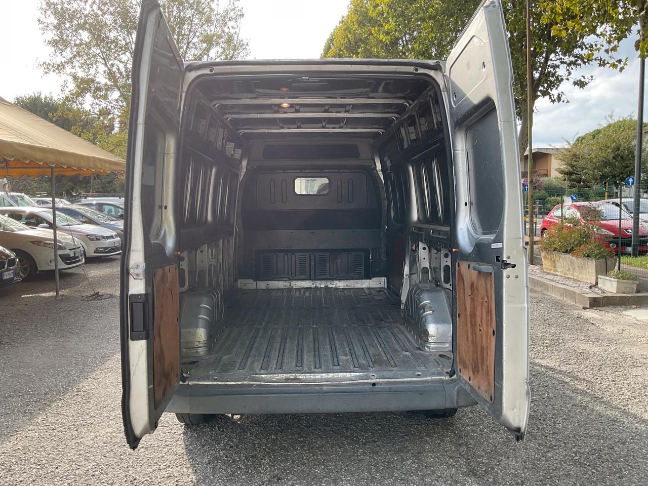 Ford Transit/Tourneo/Bus Transit 330L 2.2 TDCi Furgone PREZZ COMPRESO IVA