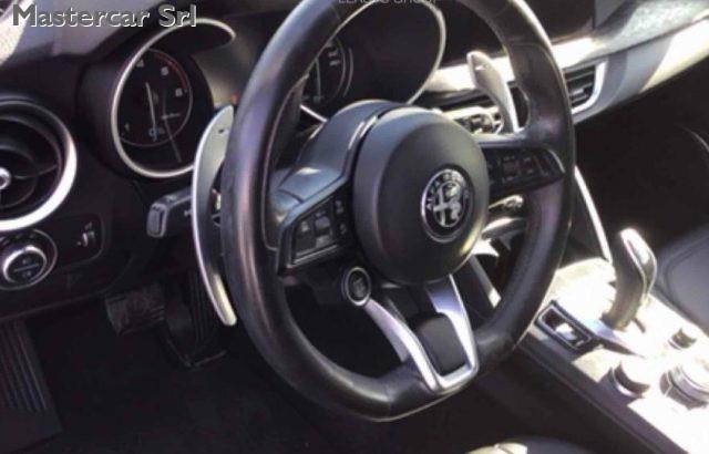 ALFA ROMEO Stelvio Stelvio 2.2 t Executive Q4 190cv auto - GF824LF