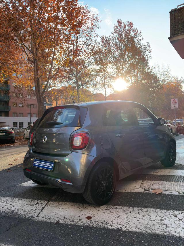 SMART ForFour 70 1.0 Passion AUTOMATICA/TETTO PANORAMICO