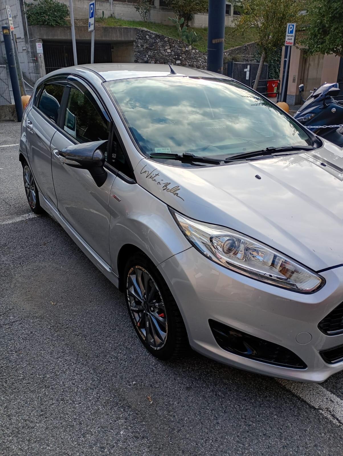 Ford Fiesta 1.5 TDCi 75CV 5 porte ST-Line