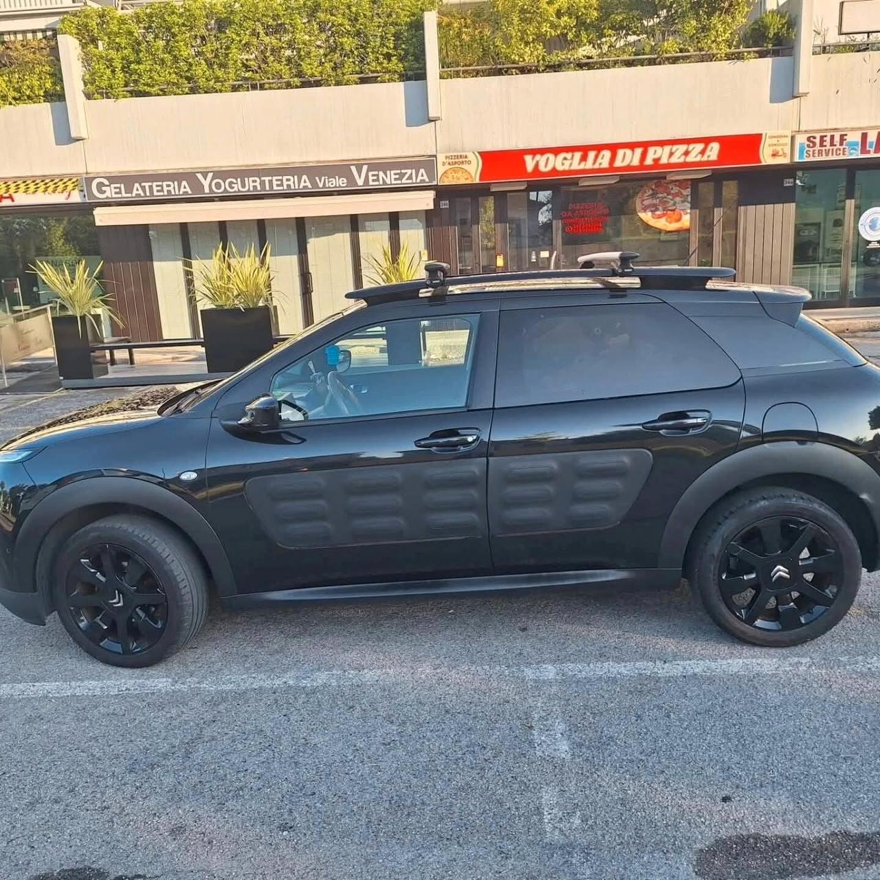 Citroen C4 Cactus BlueHDi 100 S&S Shine