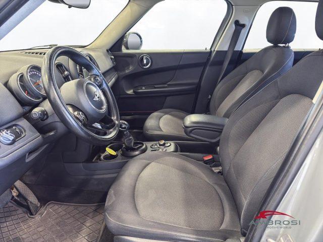 MINI Countryman Cooper D 2.0 Cooper D auto Business