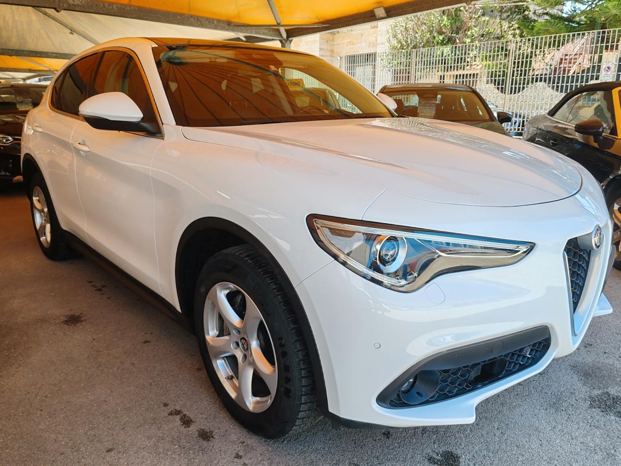 Alfa Romeo Stelvio 2.2 Turbodiesel 210 CV AT8 Q4 Business