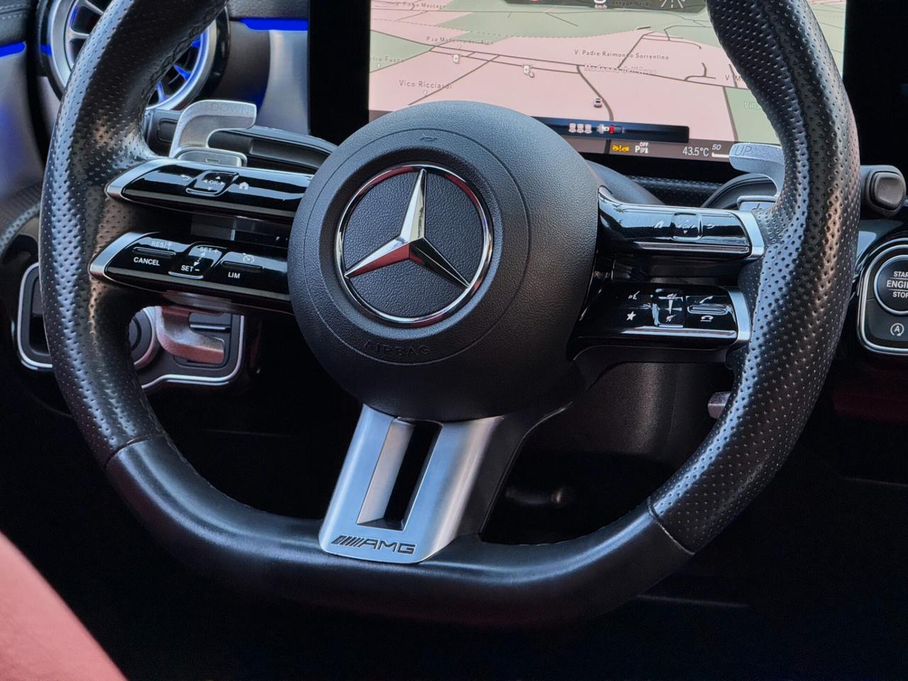 Mercedes-Benz CLA 200 d AMG Premium Plus TETTO