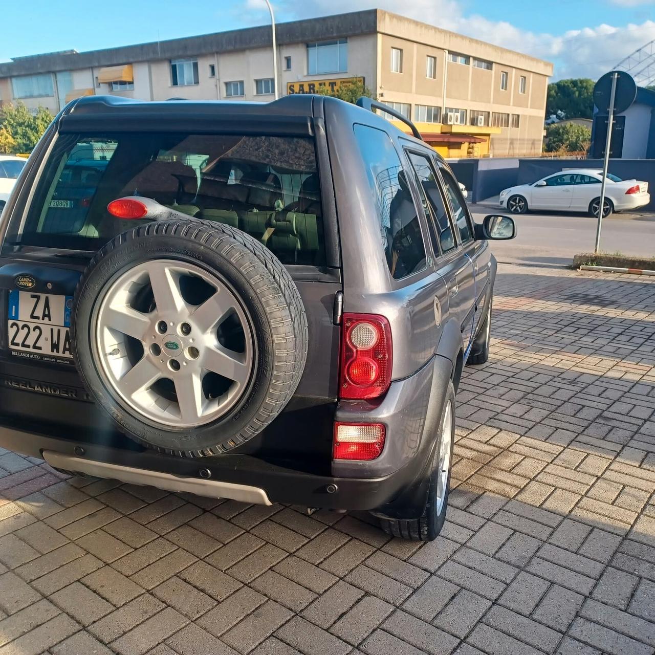 4X4 INDISTRUTTIBILE FREELANDER 2.0 TDI
