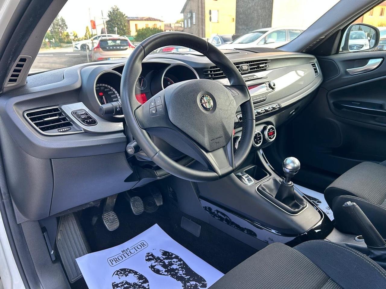 GIULIETTA 1.6JTDM 105CV UNICO PROP TOP NEOPATENTAT