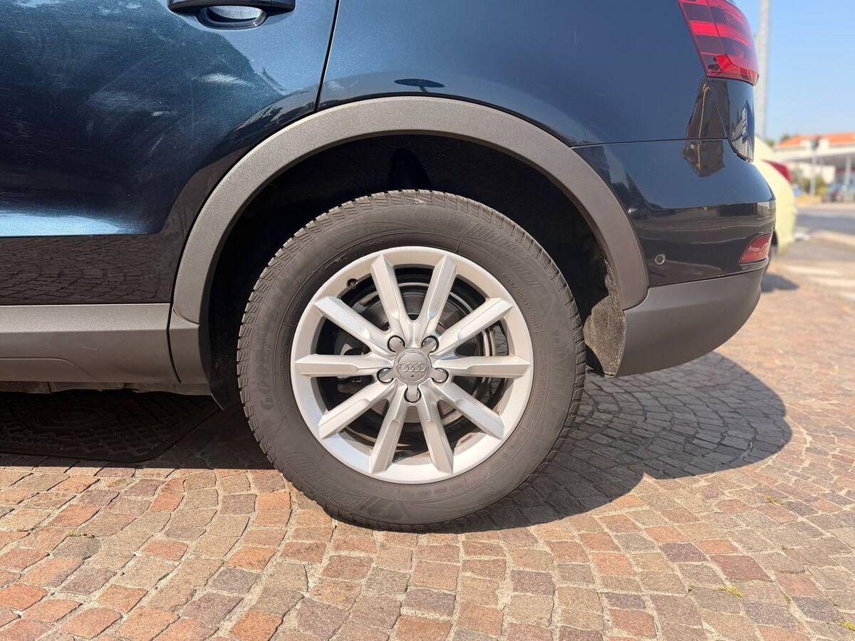 Audi Q3 2.0 tdi Business 140cv