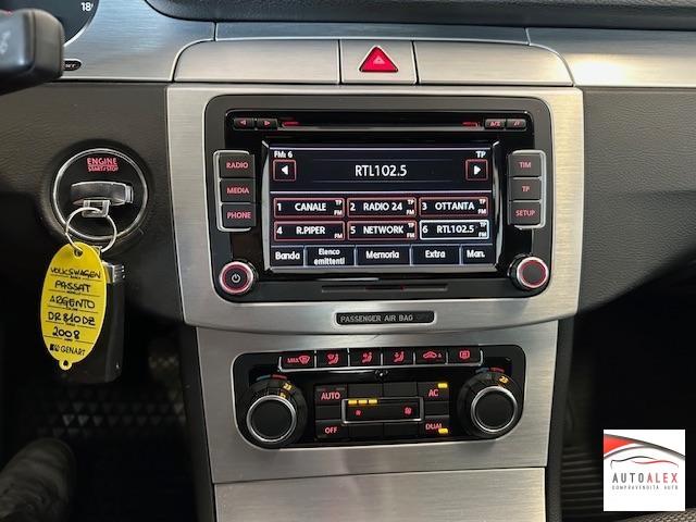 VOLKSWAGEN - Passat Passat 2.0 tdi Dpf NEOPATENTATI