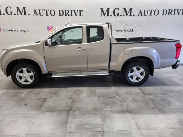 ISUZU D-Max 2.5 Space Cab Solar 4WD