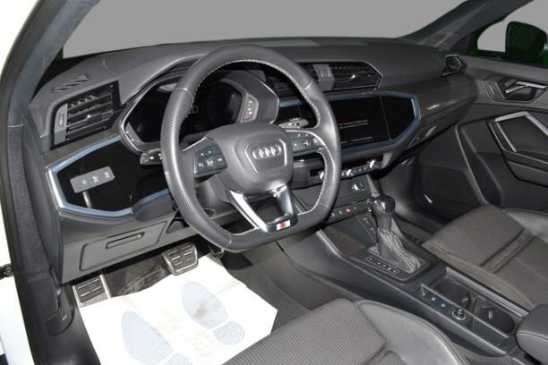 AUDI Q3 - 40 TDI quattro S Line