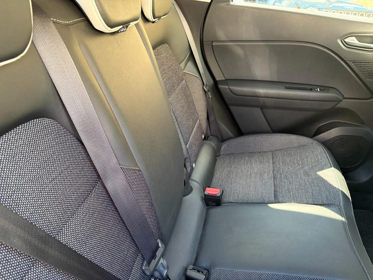 Renault Captur Blue dCi 115 CV EDC Zen