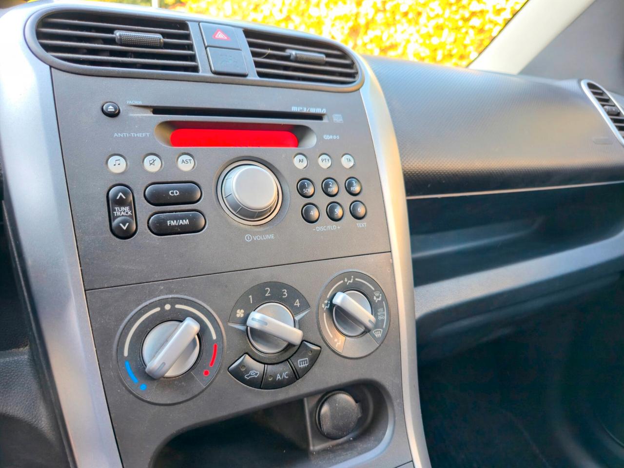 Opel Agila 1.2