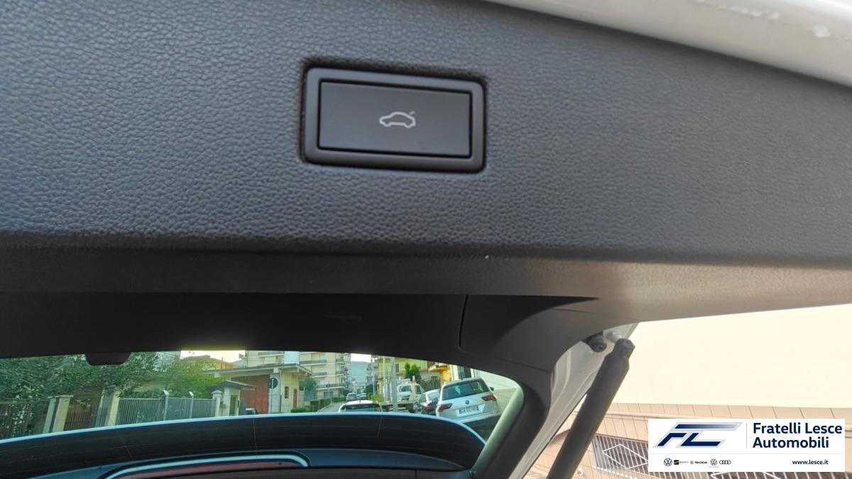 VOLKSWAGEN - Tiguan 2.0 tdi scr R-Line (sede Piano Lago) 150cv dsg