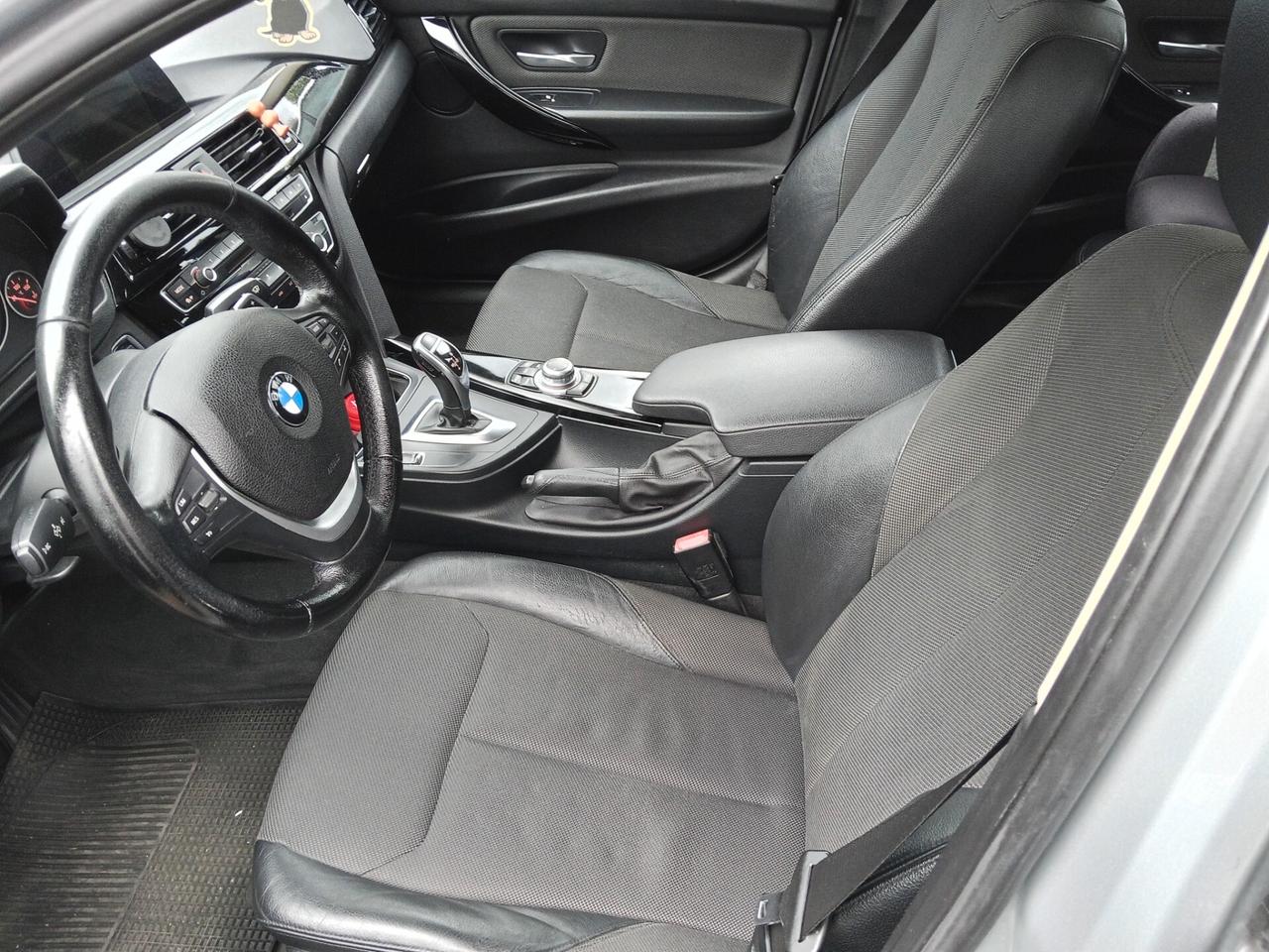 Bmw 320 320d Touring Business Advantage aut.