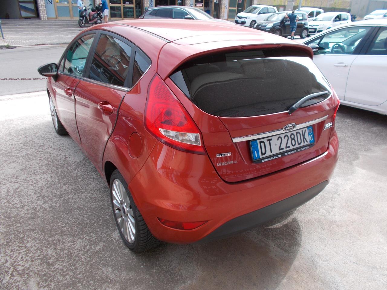 Ford Fiesta Fiesta+ 1.4 TDCi 68CV 5 porte