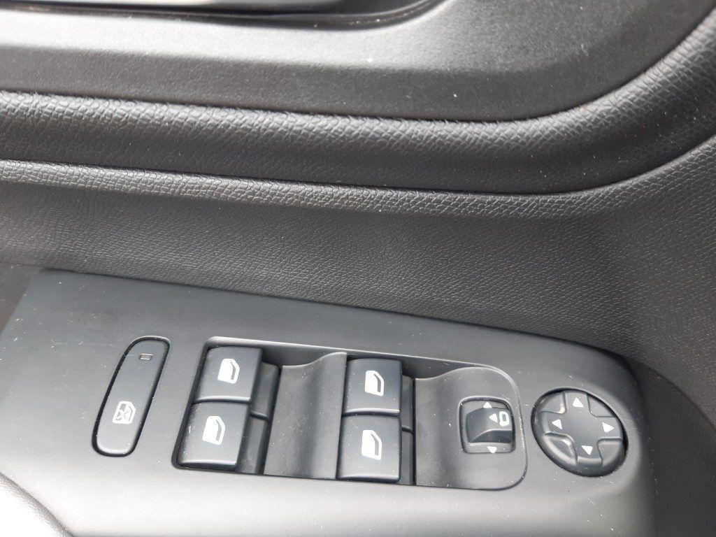 Citroen C5 Aircross Hybrid 225 E-EAT8 Shine