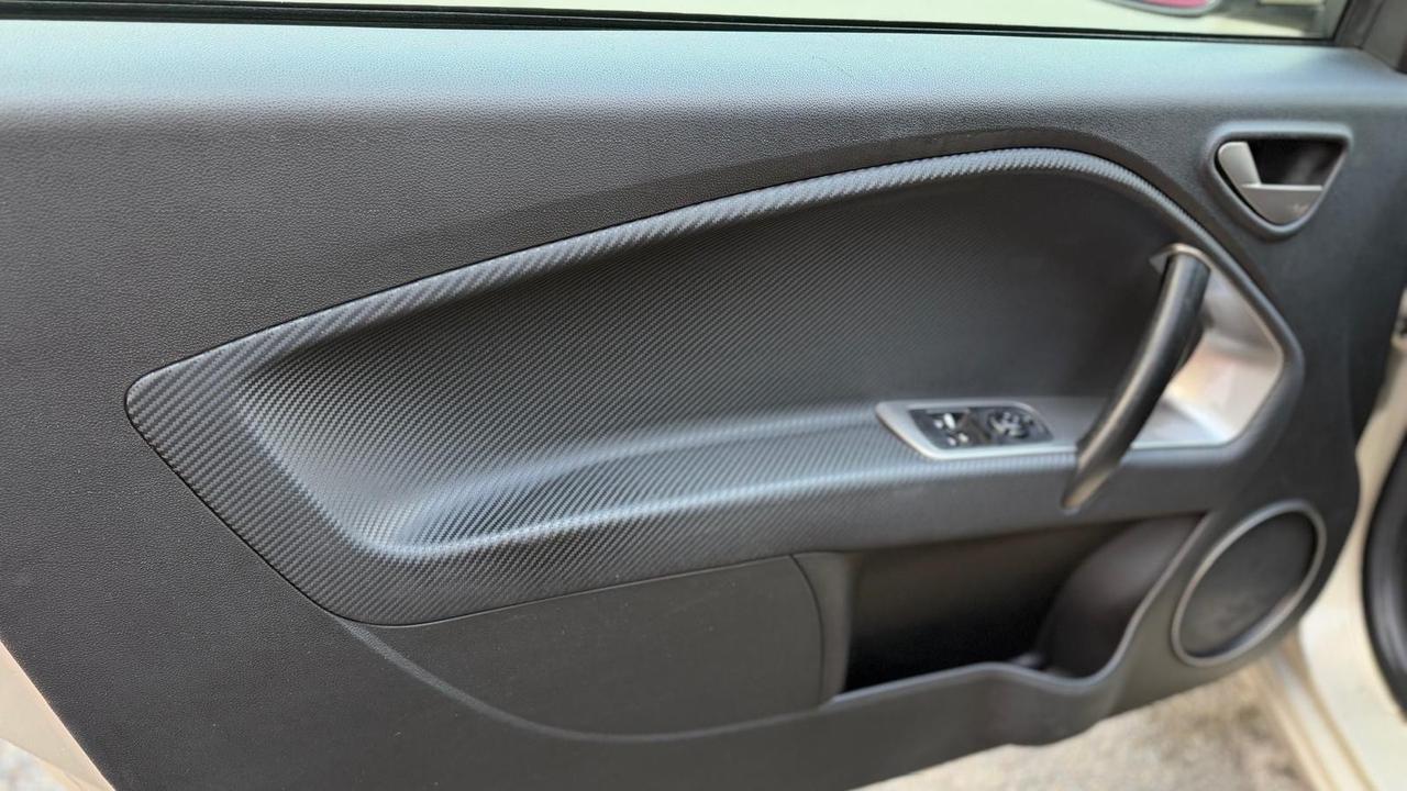 Alfa Romeo MiTo 1.6 JTDm 16V Distinctive Sport Pack