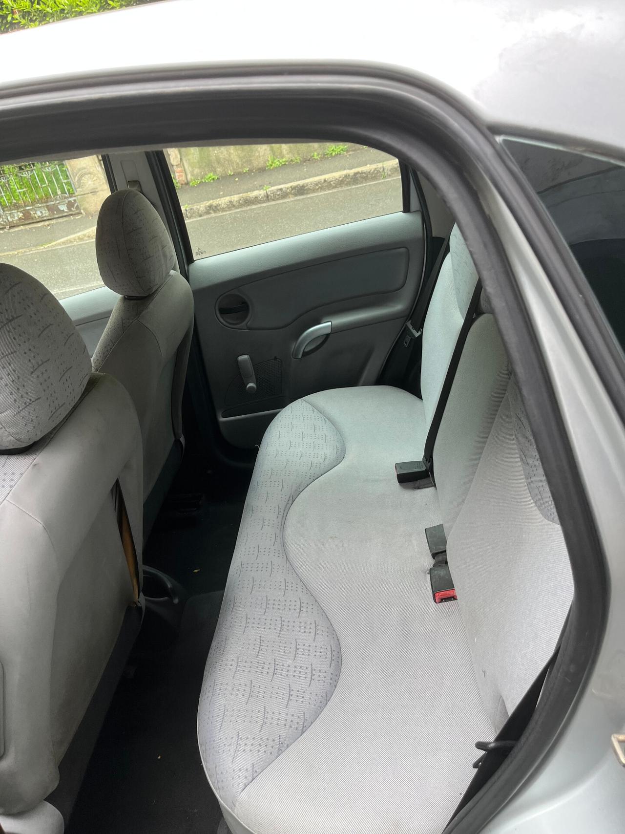 CITROEN C3 1.1 BENZINA 5 PORTE ANCHE PER NEOPATENTATI